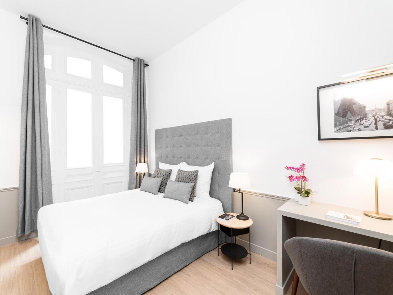 Livinparis - Luxury 3 & 4 Bedrooms Montmartre I Dış mekan fotoğraf